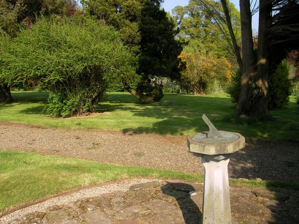Grange Lodge Country House ดังกานนอน ภายนอก รูปภาพ